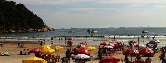 Praia do Guaiúba is one of Destaques de Guarujá.