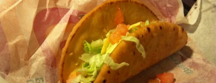 Taco Bell is one of Shawn Ryanさんのお気に入りスポット.