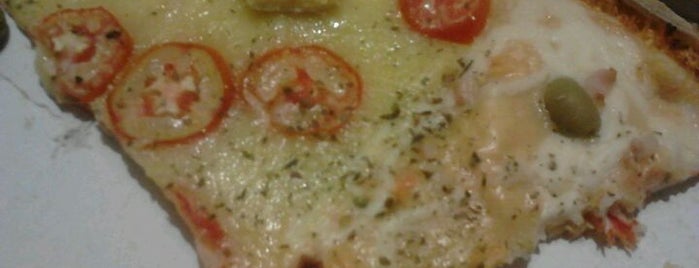 Emidio Pizzaria is one of Locais para comer.
