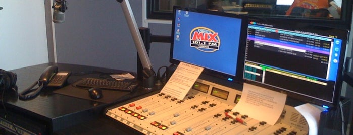 Rádio Mix FM 101.1 - Campinas is one of Rádios.