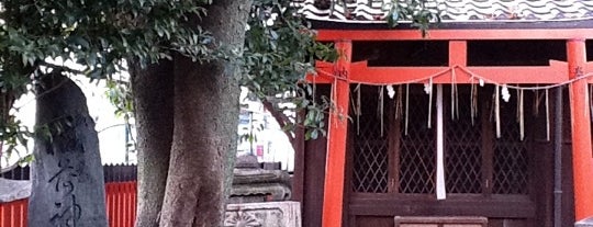 龍田稲荷神社 is one of たてた。２.
