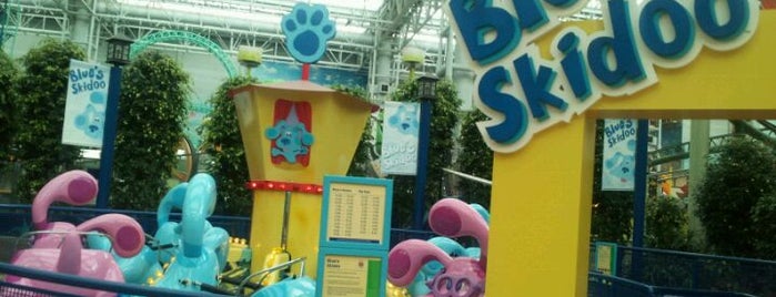 Blue's Skidoo is one of Junior Rides.