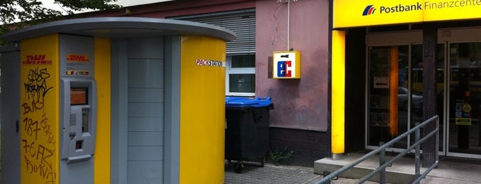 Packstation 106 is one of DHL Packstationen.