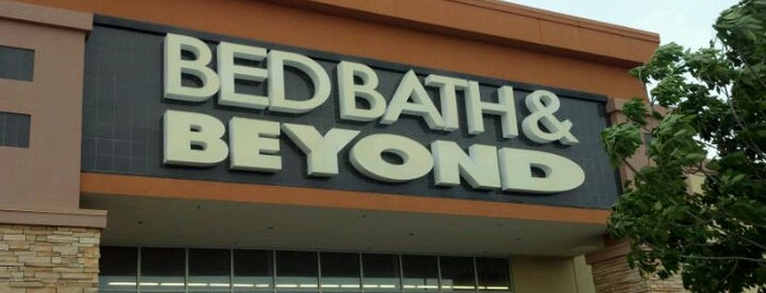 Bed Bath & Beyond is one of สถานที่ที่ A ถูกใจ.