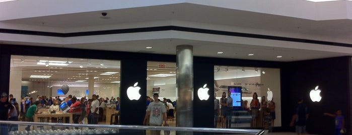Apple Westfarms is one of US Apple Stores.