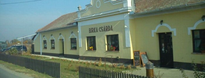 Nagylaposi Birka Csárda is one of vidéki lászló vidéki ló.