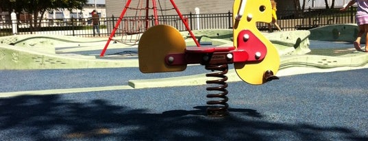 South Beach Playground is one of Posti salvati di Reinaldo.