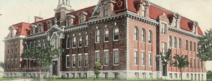 Villa Madonna Academy is one of Surviving Historic Buildings in Cincinnati.