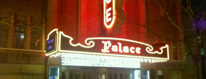 Canton Palace Theatre is one of สถานที่ที่ Lizzie ถูกใจ.