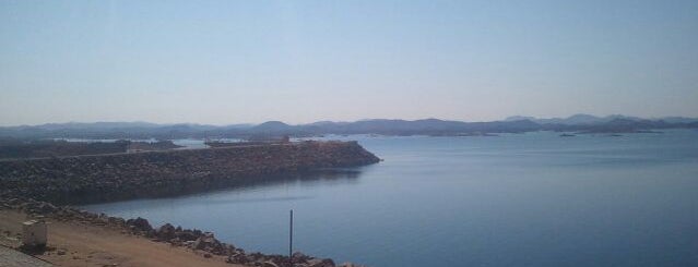 Lake Nasser is one of Wish List Africa.