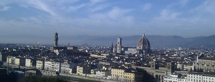 Basilica di San Miniato al Monte is one of 101 posti da vedere a Firenze prima di morire.