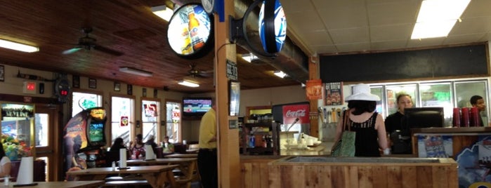 Longhorn Cafe is one of Tempat yang Disimpan Rada.