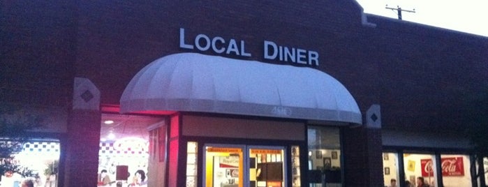 Local Diner is one of Lugares favoritos de Joel.