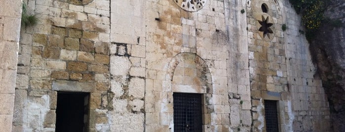 Gruta de San Pedro is one of antakyaya gelip de görmezden gelemeyeceğin yerler.