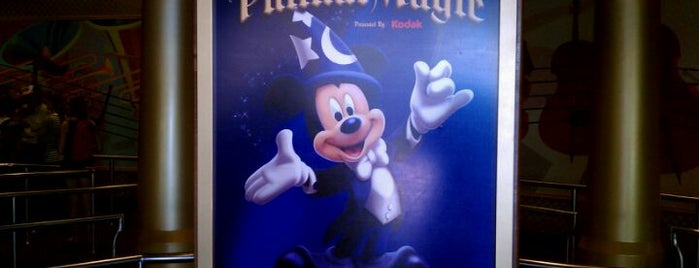 ミッキーのフィルハーマジック is one of Disney Sightseeing: Magic Kingdom.