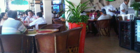 Los Alcatraces Restaurante is one of Puerto Vallarta best mexican popular food.