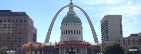 Old Courthouse is one of What makes St. Louis AWESOME!!!.