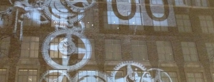Saks Fifth Ave Snowflake & The Bubble Holiday Projection is one of NYC Christmas bucket list.