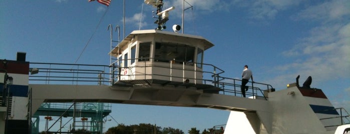 St. John's River Ferry (West) is one of Lugares favoritos de Fenrari.