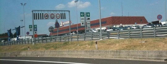 Area di Servizio Somaglia Est is one of Autostrada A1 - «del Sole».