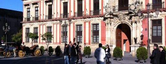 Plaza Virgen de los Reyes is one of Escenarios de película en Sevilla | Film locations.