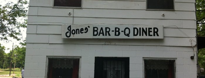 Jones Bar-B-Q Diner is one of Memphis / The Delta.