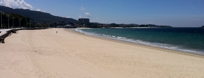 Praia de Samil is one of Lugares donde he estado.