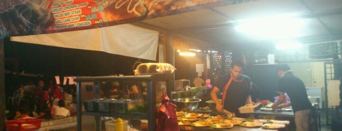 Hutan Bandar Bistro is one of Favorite Foods in Johor Bahru.