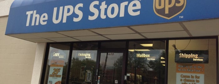 The UPS Store is one of Chesterさんのお気に入りスポット.