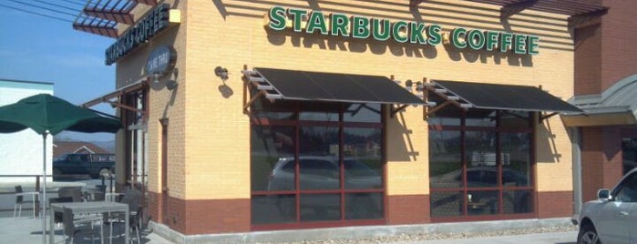 Starbucks is one of Orte, die Gabriel gefallen.