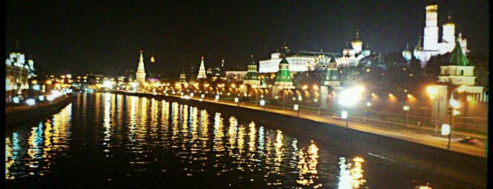 Bolshoy Moskvoretsky Bridge is one of Bridges in Moscow.