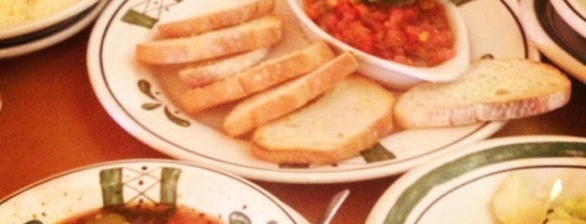 Olive Garden is one of Maydu B.さんのお気に入りスポット.
