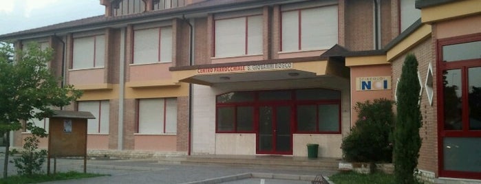 Centro Giovanile is one of Frequenti.