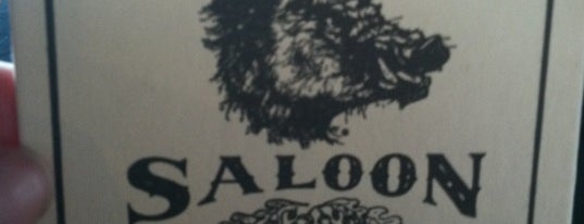 Hog's Breath Saloon is one of Locais curtidos por Robin.