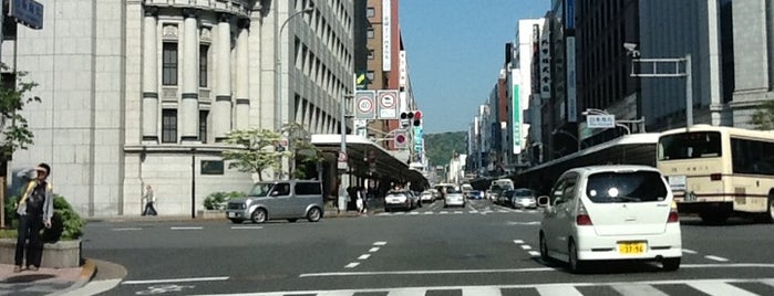 Shijo Karasuma Bus Stop is one of Masahiro : понравившиеся места.
