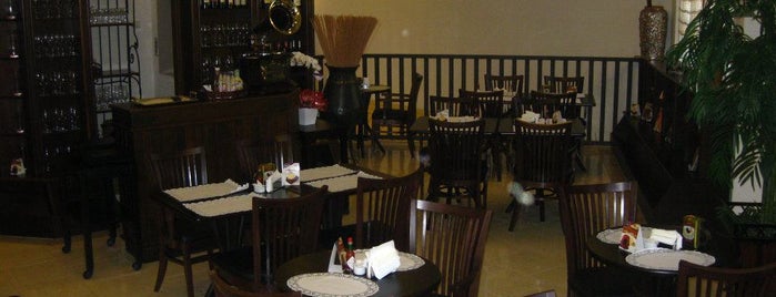 Espaço Gourmet Restaurante is one of Orte, die Camila gefallen.