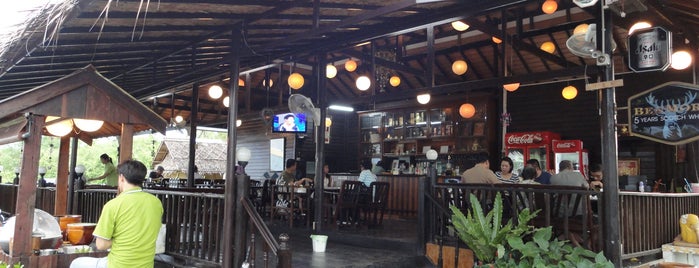ร้านส้มตำพอใจ is one of Top picks for Thai Restaurants.