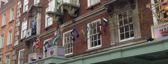 Fortnum & Mason is one of My London.