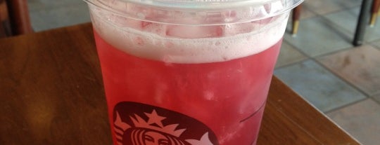 Starbucks is one of Cuong 님이 좋아한 장소.