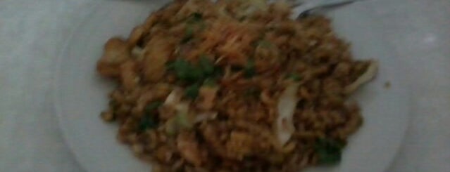 Nasi Goreng & Bakmi Goreng Pak Toe is one of Favorite Food.