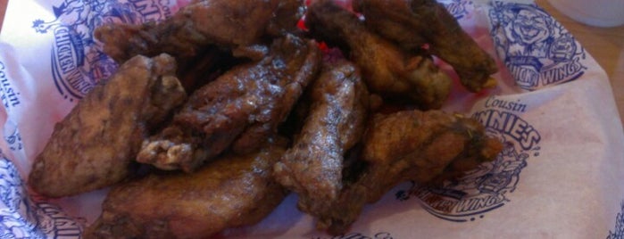 Cousin Vinnie's World Famous Chicken Wings is one of Lizzieさんの保存済みスポット.