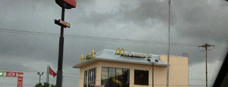 McDonald's is one of สถานที่ที่ José ถูกใจ.