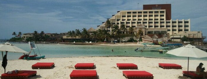 Fenix is one of Cancun.