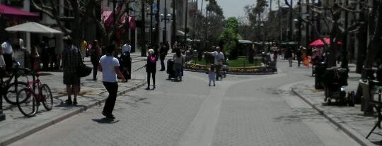 Third Street Promenade is one of Must Visit - LA.