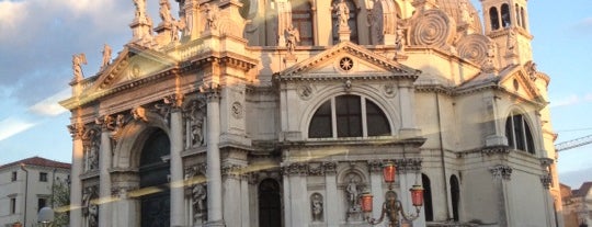 Basilica di Santa Maria della Salute is one of ラブライブ!聖地巡礼@ヴェネツィア.