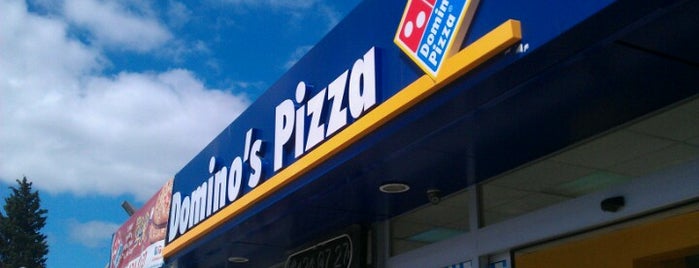 Domino's Pizza is one of Locais curtidos por Ahmet Celil.