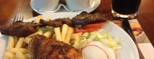 Pardos Chicken is one of Lugares favoritos de Jamhil.