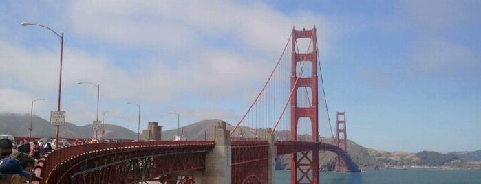 Golden Gate Bridge is one of San Francisco Tourist Things.
