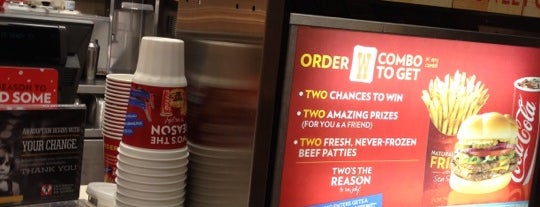 Wendy’s is one of Chelsea : понравившиеся места.