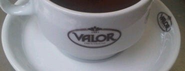 Chocolatería Valor is one of Favorite eat&drink places in Madrid.